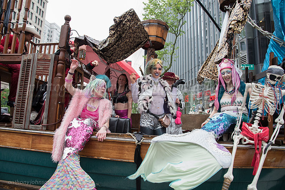 parade-6727