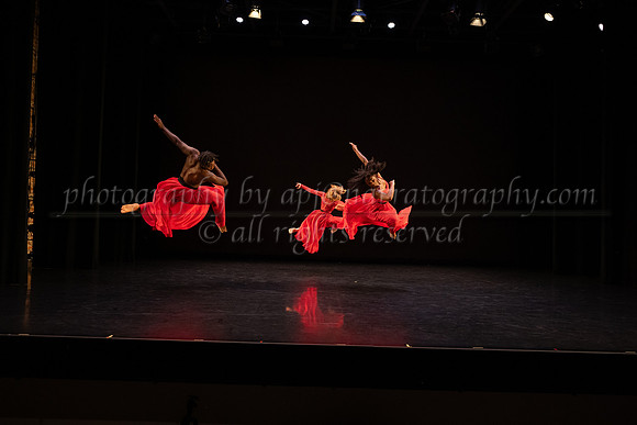 5Red-apj-0457